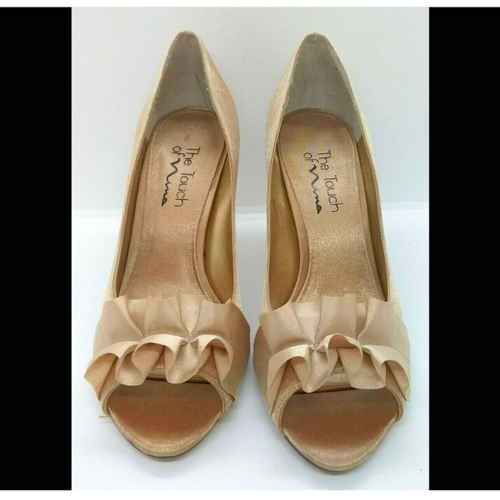 Touch of Nina gold satin shoes - 7.5M